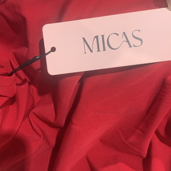 Solid Ruched Mini Dress - Picture 6 of 10